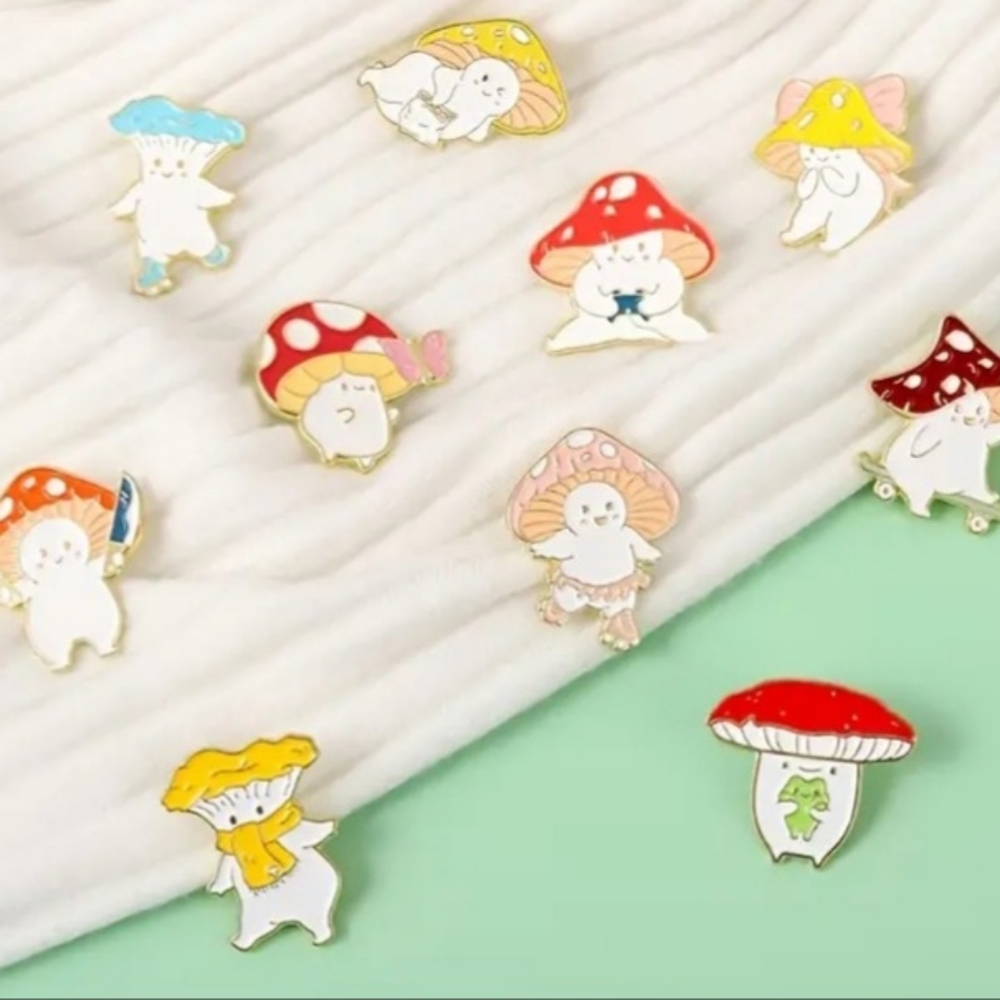 3/$20🍄 Mushroom Pin Enamel Brooches Skateboard Rollerskates Butterfly